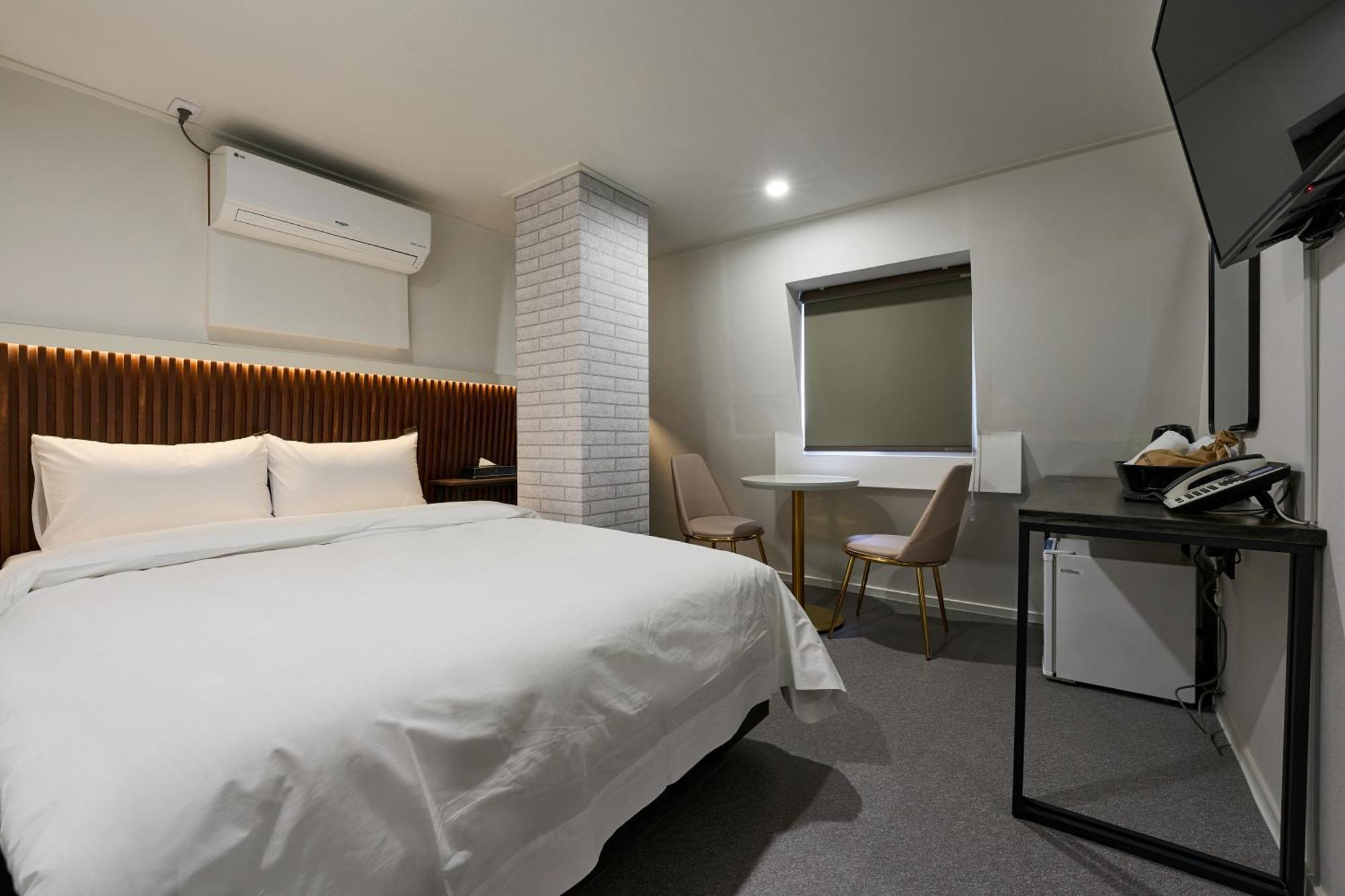 Hotel Chloe Сеул Экстерьер фото