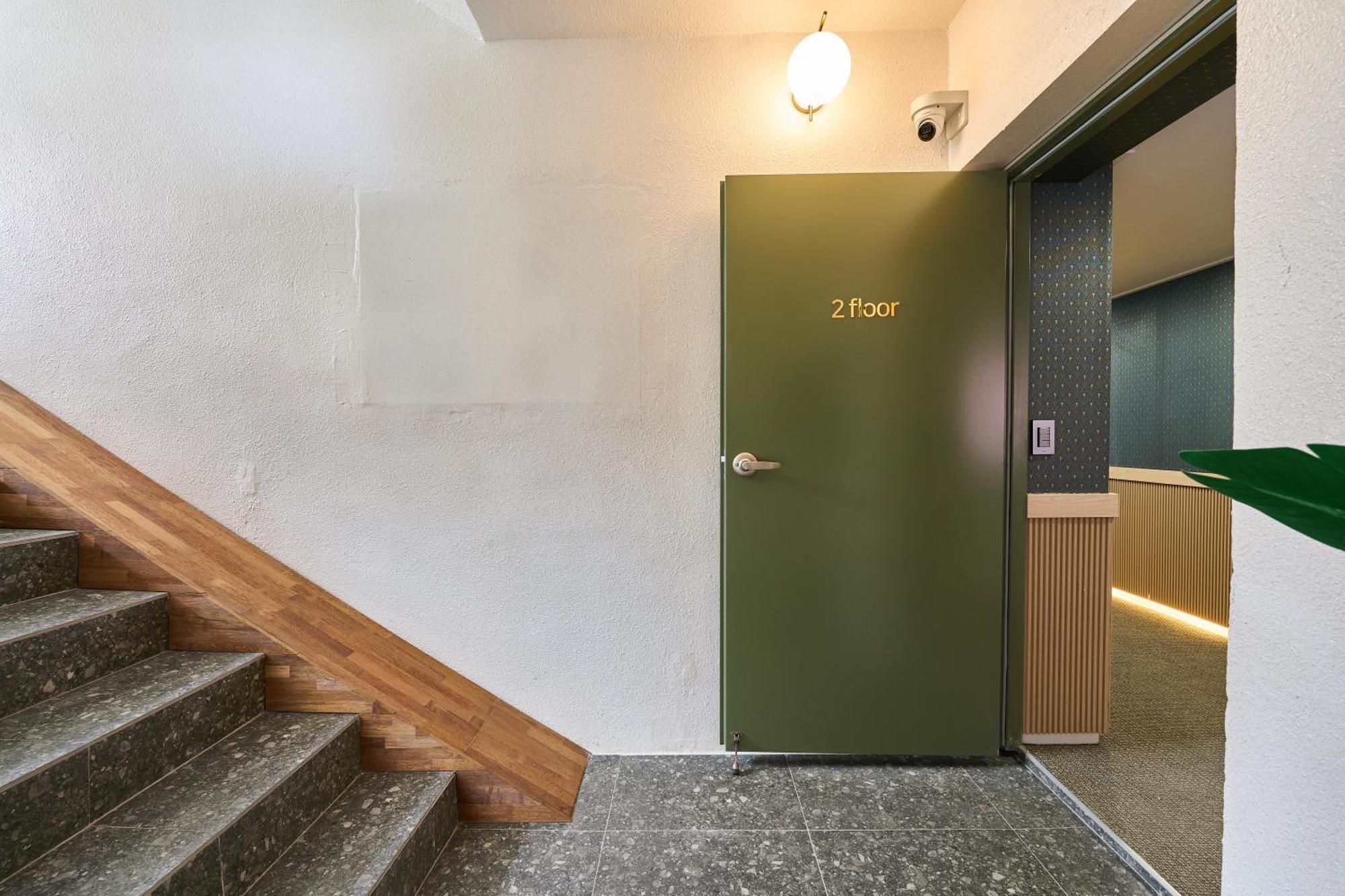 Hotel Chloe Сеул Экстерьер фото